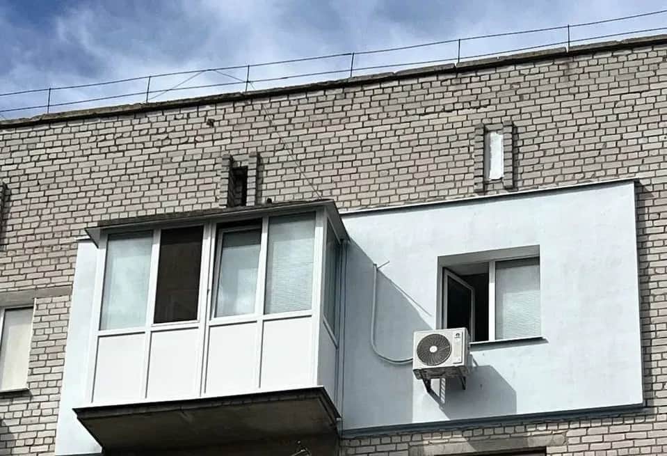 1-кімнатна квартира, Звягель: балкон, новий кондиціонер, можна заїхати - фото 1