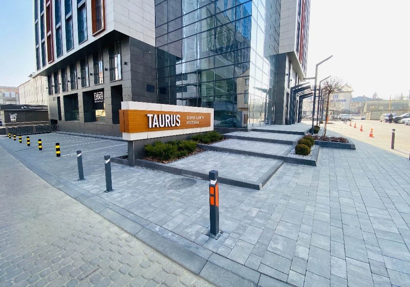 Офіс, Франківський: укриття в будинку, 50 приміщень - фото 1