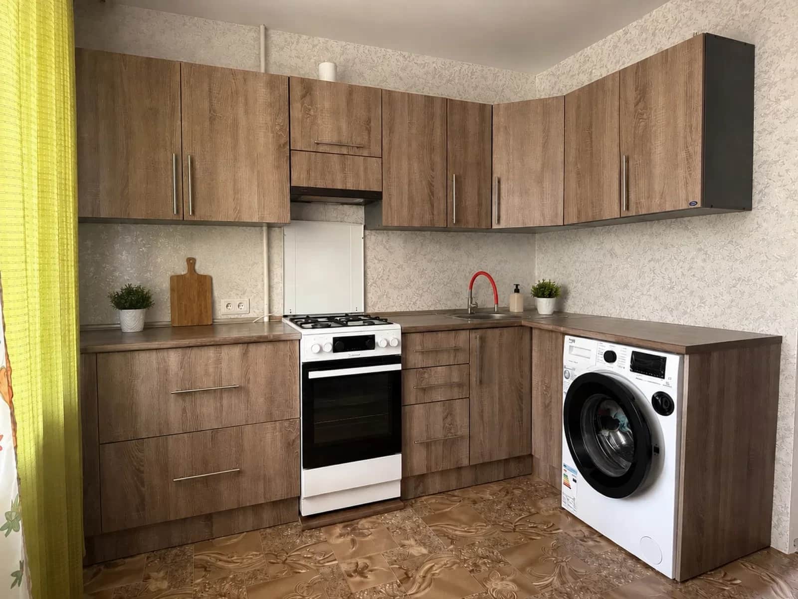 2-кімнатна квартира, Павлоград: капітальний ремонт 2023, роздільні кімнати - фото 1