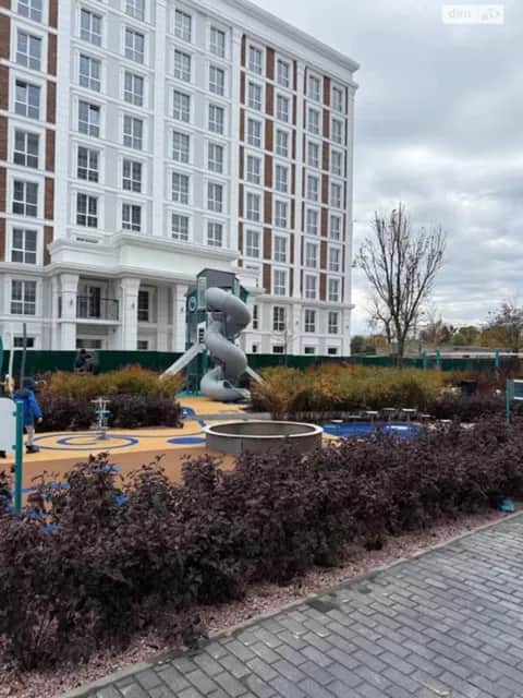 1-кімнатна квартира, Чайки: без ремонту, тепла підлога - фото 1