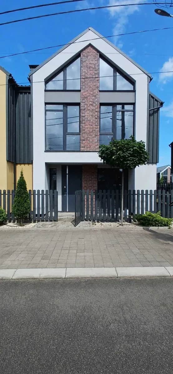 Таунхаус у ЖК Петрівське містечко: газ, підвал 59 м² - фото 2