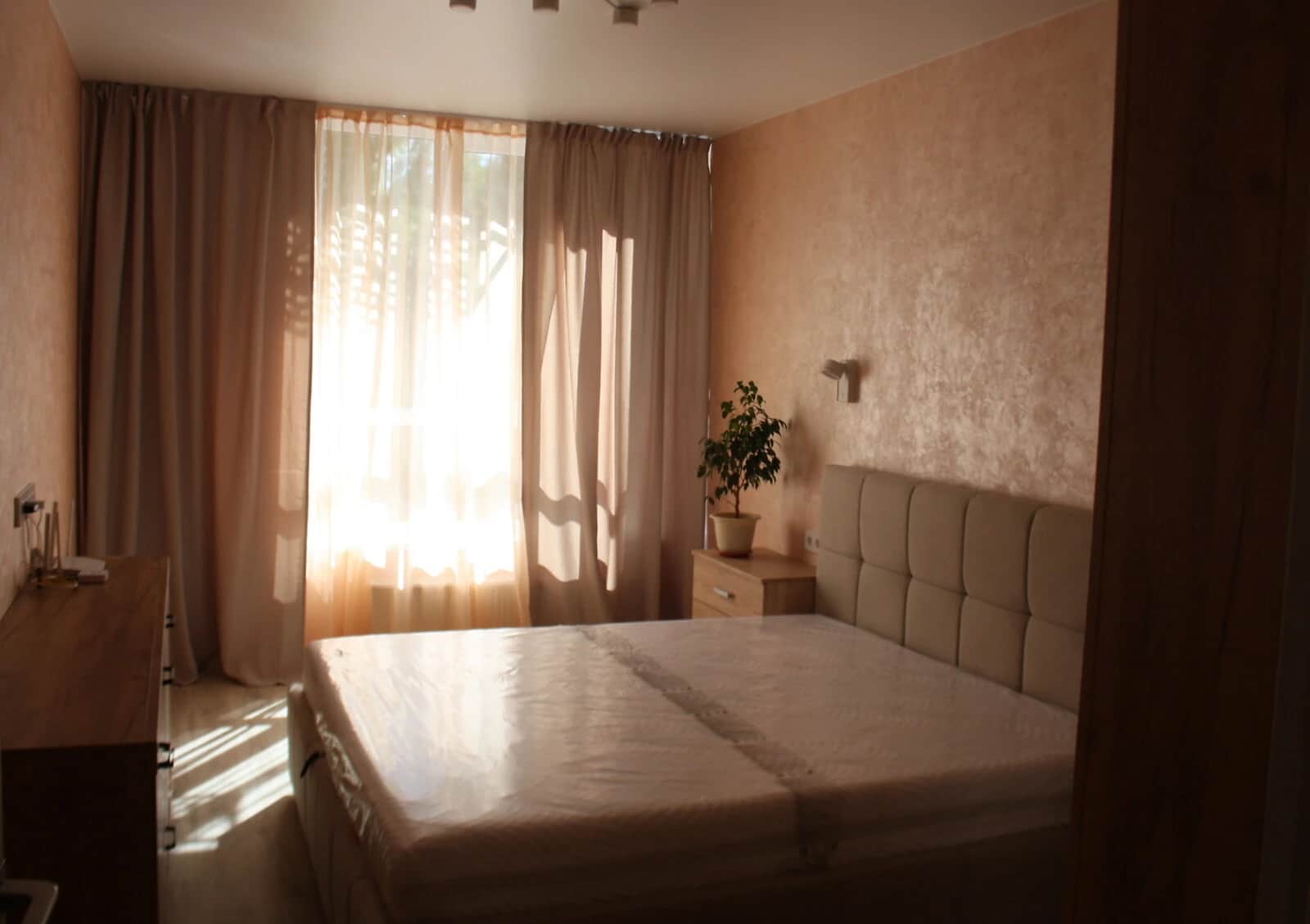 1-кімнатна квартира, Теремки-1: резервне живлення, укриття - фото 1