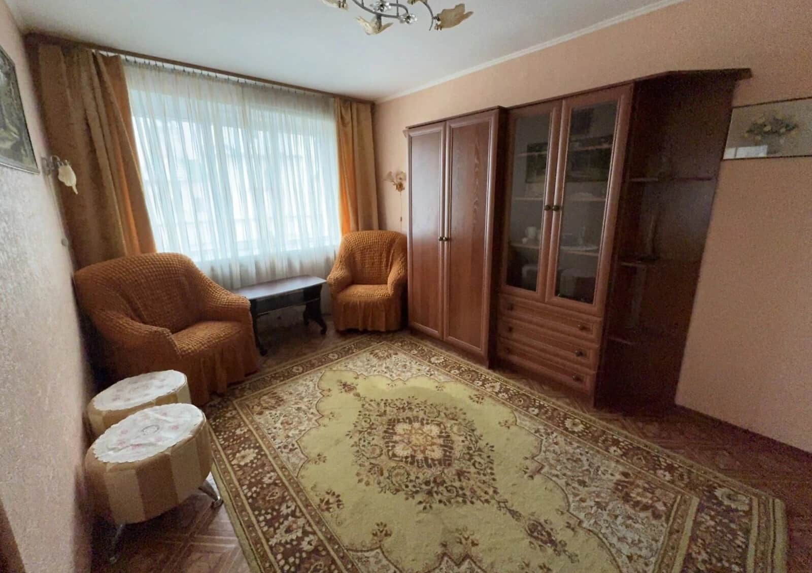 3-кімнатна квартира, Зарічний: косметичний ремонт, цегляні стіни - фото 2