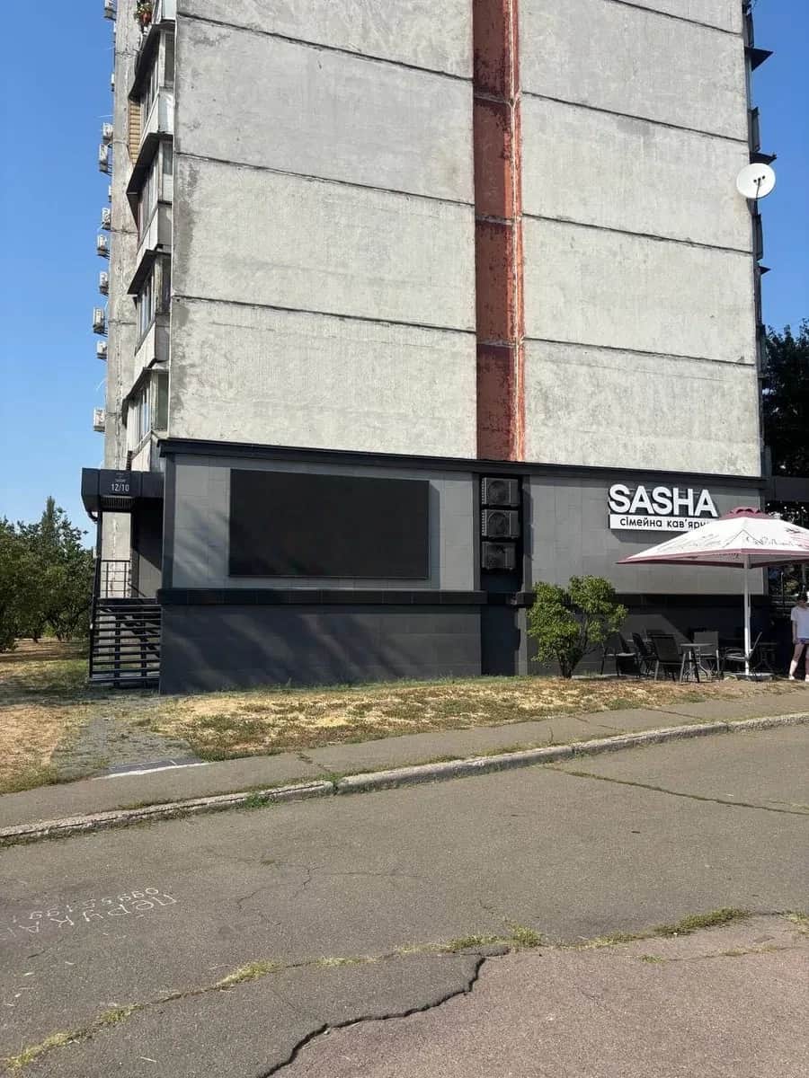Приміщення, Оболонський: фасадне, з ремонтом - фото 1