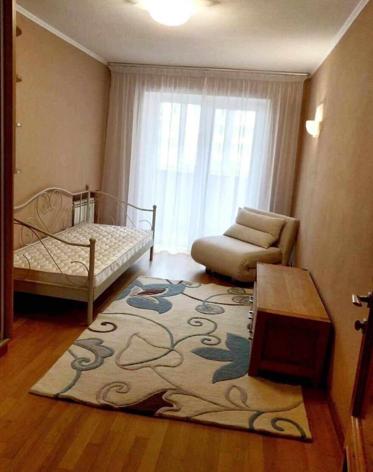 3-кімнатна квартира, Позняки: євроремонт, паркет, метро Осокорки - фото 2