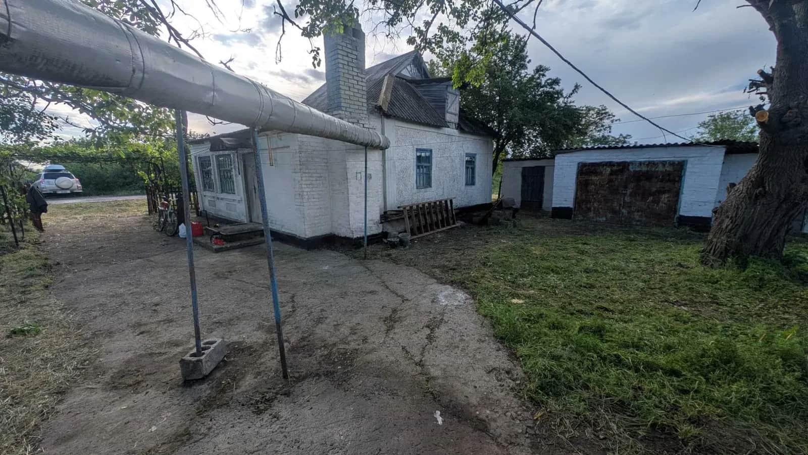 Будинок, Олександрівка: 50 соток, 20 км від Кривого Рогу, гараж - фото 2