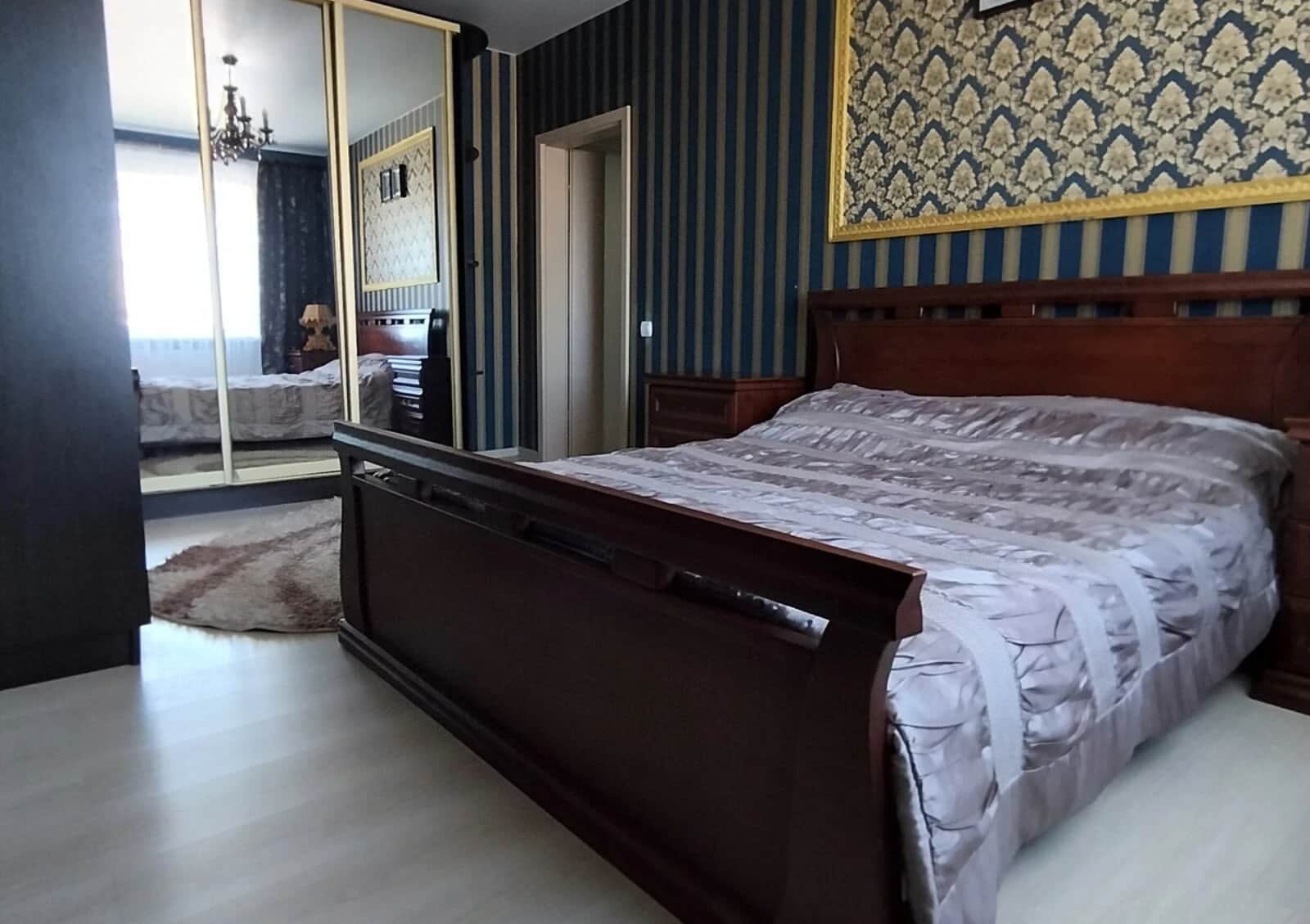 3-кімнатна квартира, 55 мікрорайон: цегляний будинок, 9/9 - фото 1