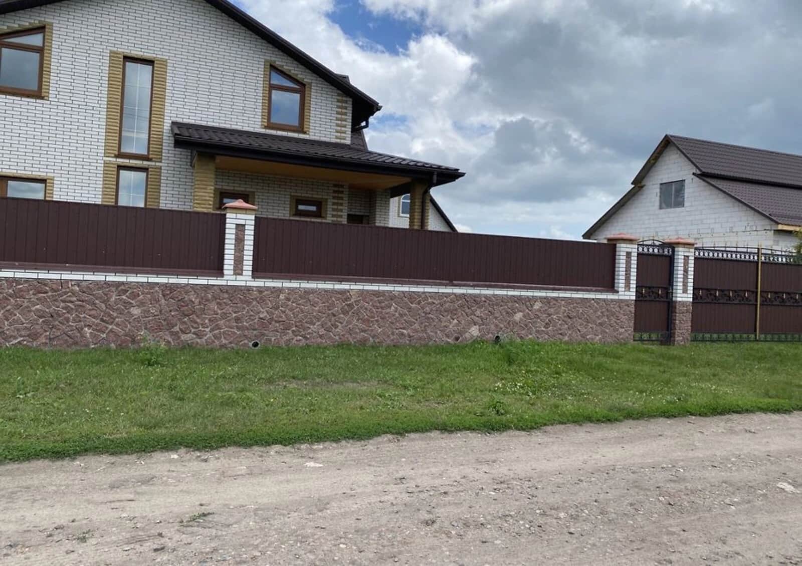 Будинок, Бобровиця: тераса, гараж у дворі, торг можливий - фото 1