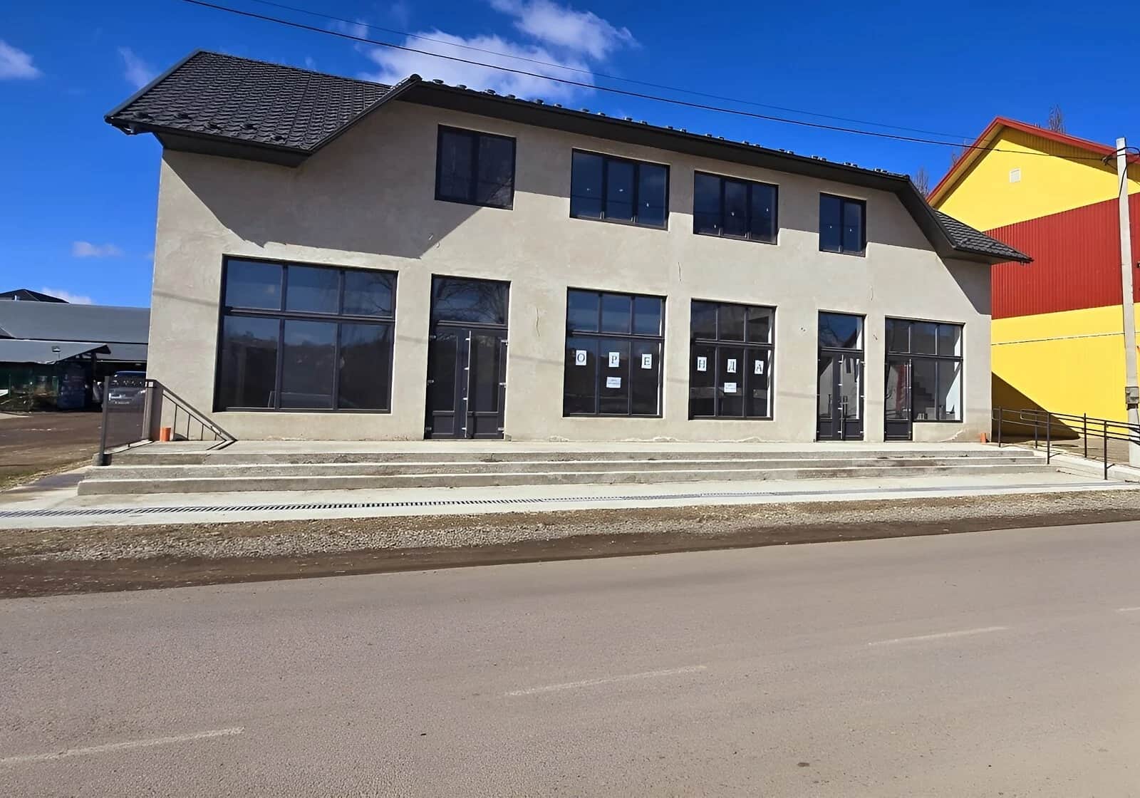 Приміщення, Глибока: окрема будівля, відкрита стоянка, стеля 3,5 м - фото 1