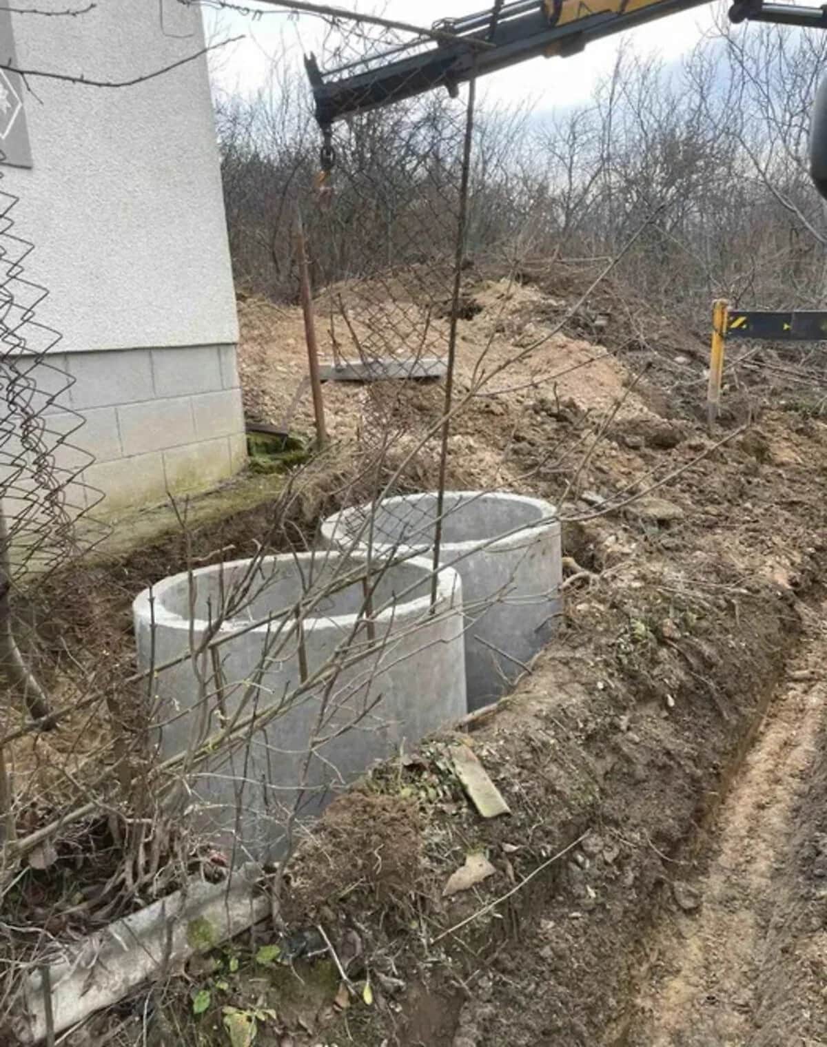 Будинок, Мукачево: ділянка 4 сотки, цегляні стіни - фото 2