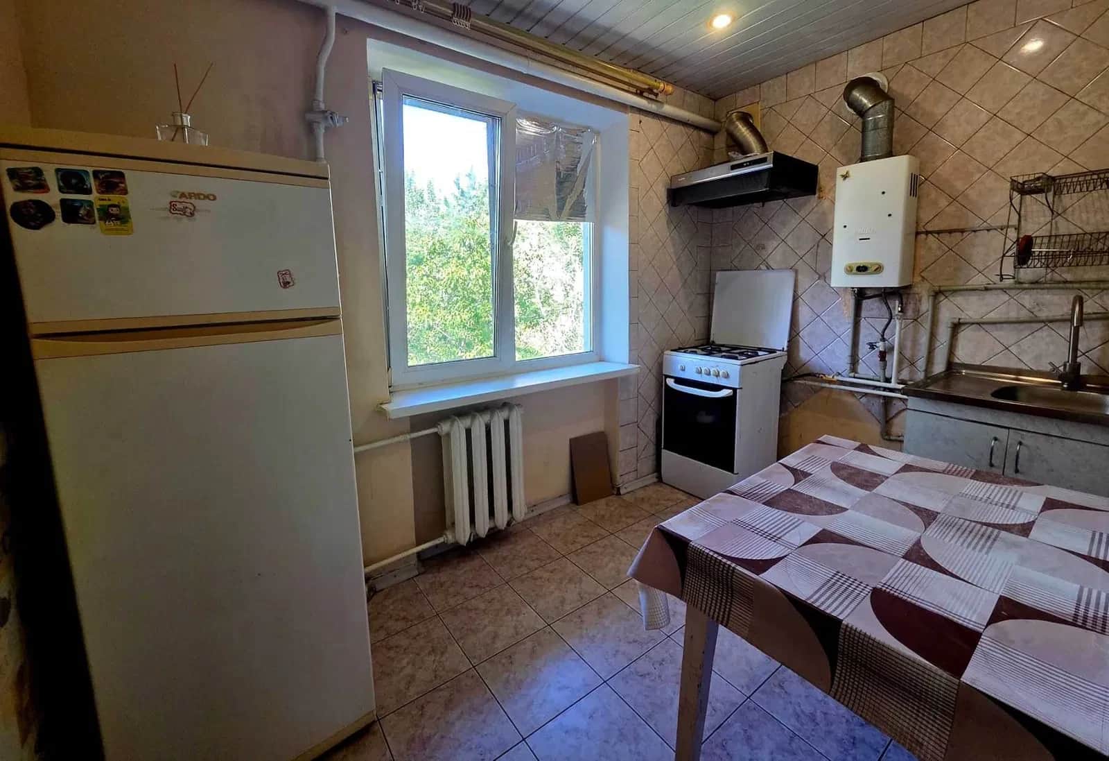 3-кімнатна квартира, Вознесенівський: газова колонка, опалення працює - фото 1
