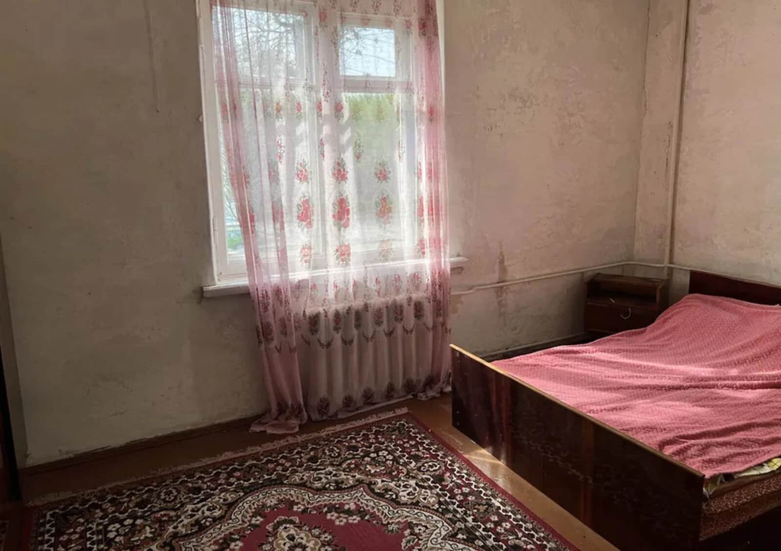 4-кімнатна квартира, вулиця Посадочна: роздільні кімнати, колонка - фото 1
