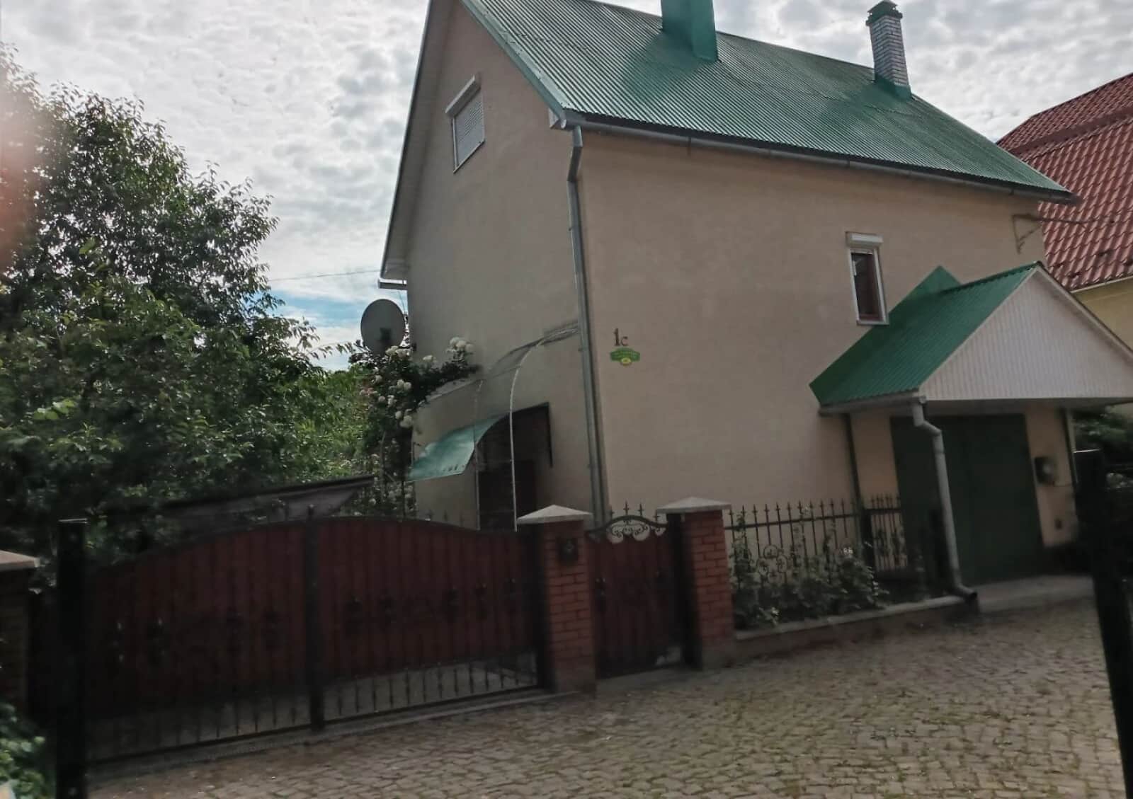 Будинок, Поляна (Мукачево): гараж, бесідка, торг - фото 2