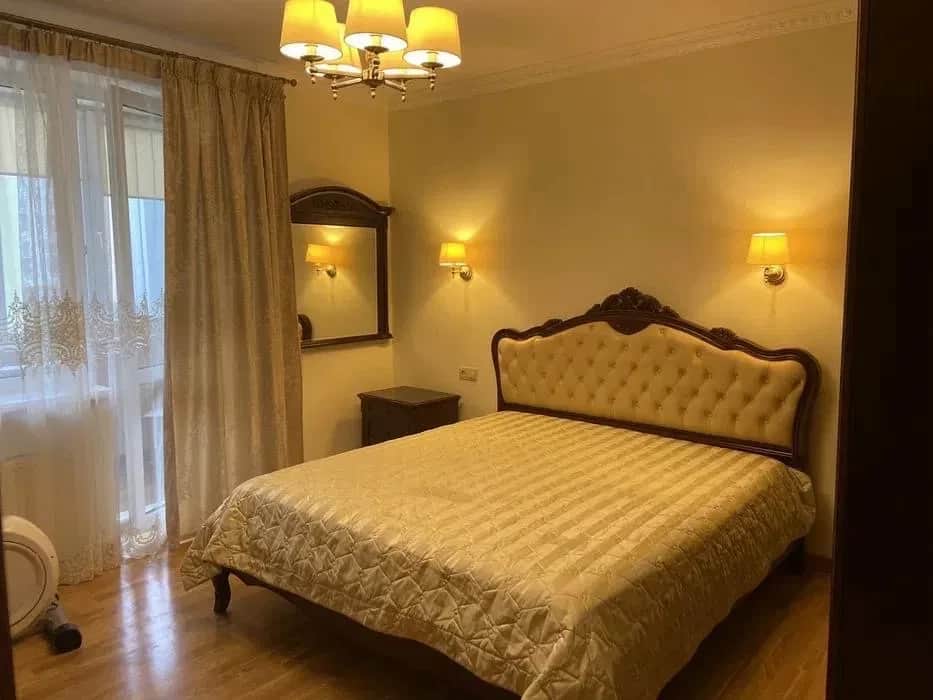 2-кімнатна квартира, Сихівський: євроремонт, меблі та техніка - фото 1