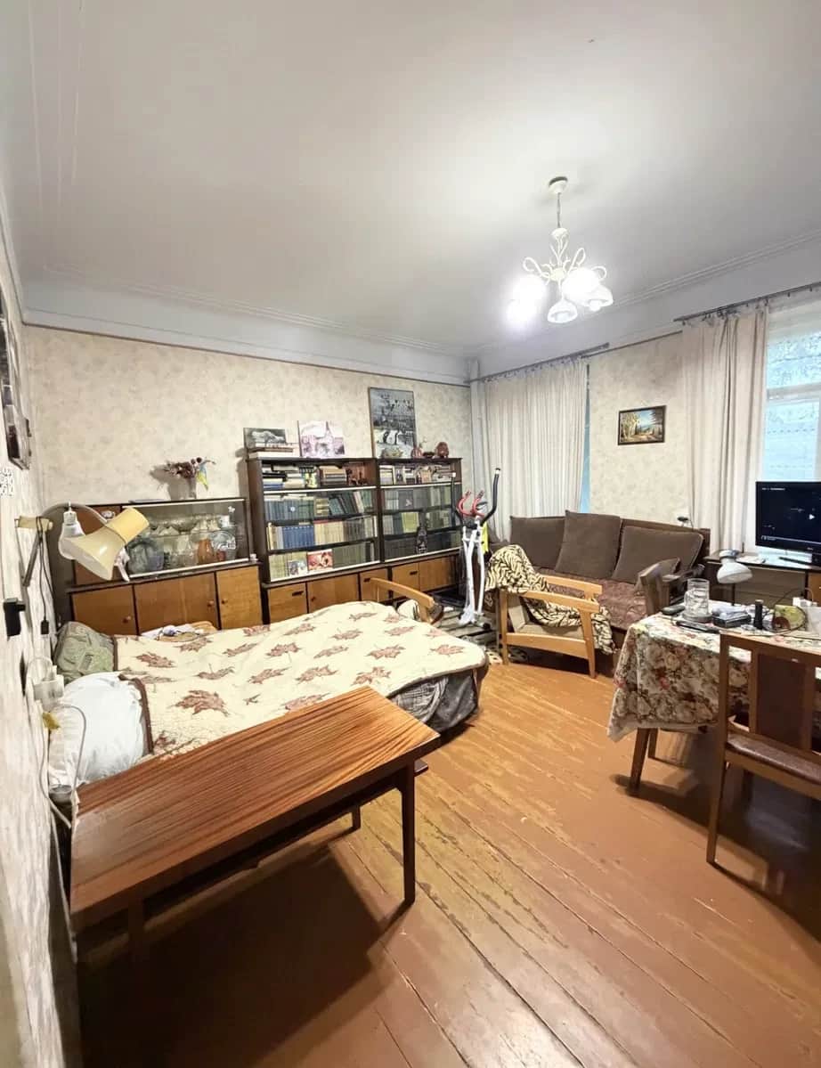 2-кімнатна квартира, Кам’янське: сталінка, житловий стан - фото 1