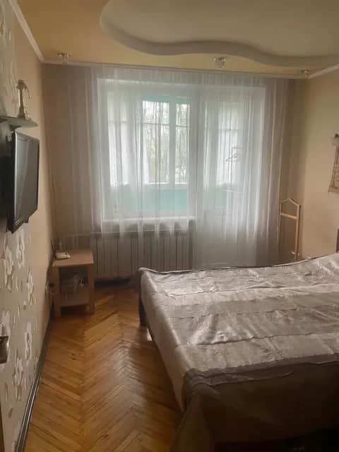 2-кімнатна квартира у ЖК Гранит: Чешка, євроремонт, 2 балкони - фото 1