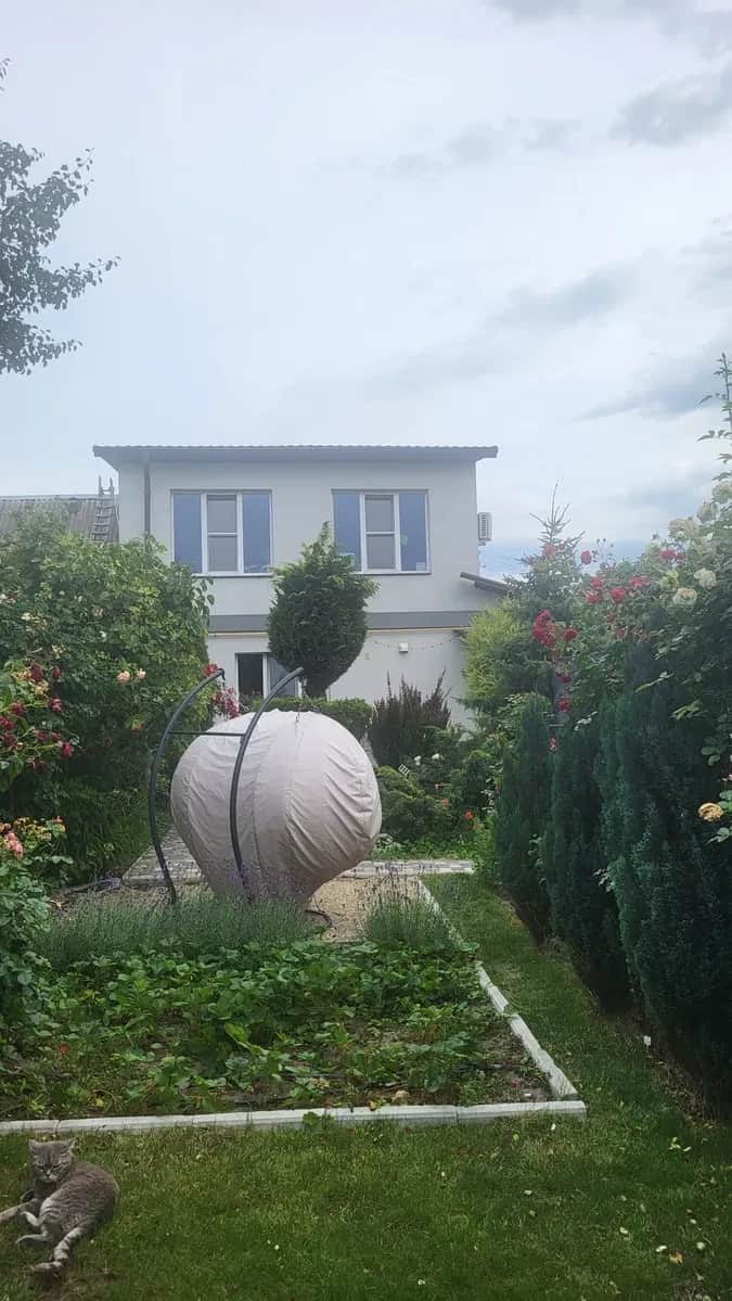 Котедж, Комунарський: район РОВД, 8 соток, опалення без світла - фото 1