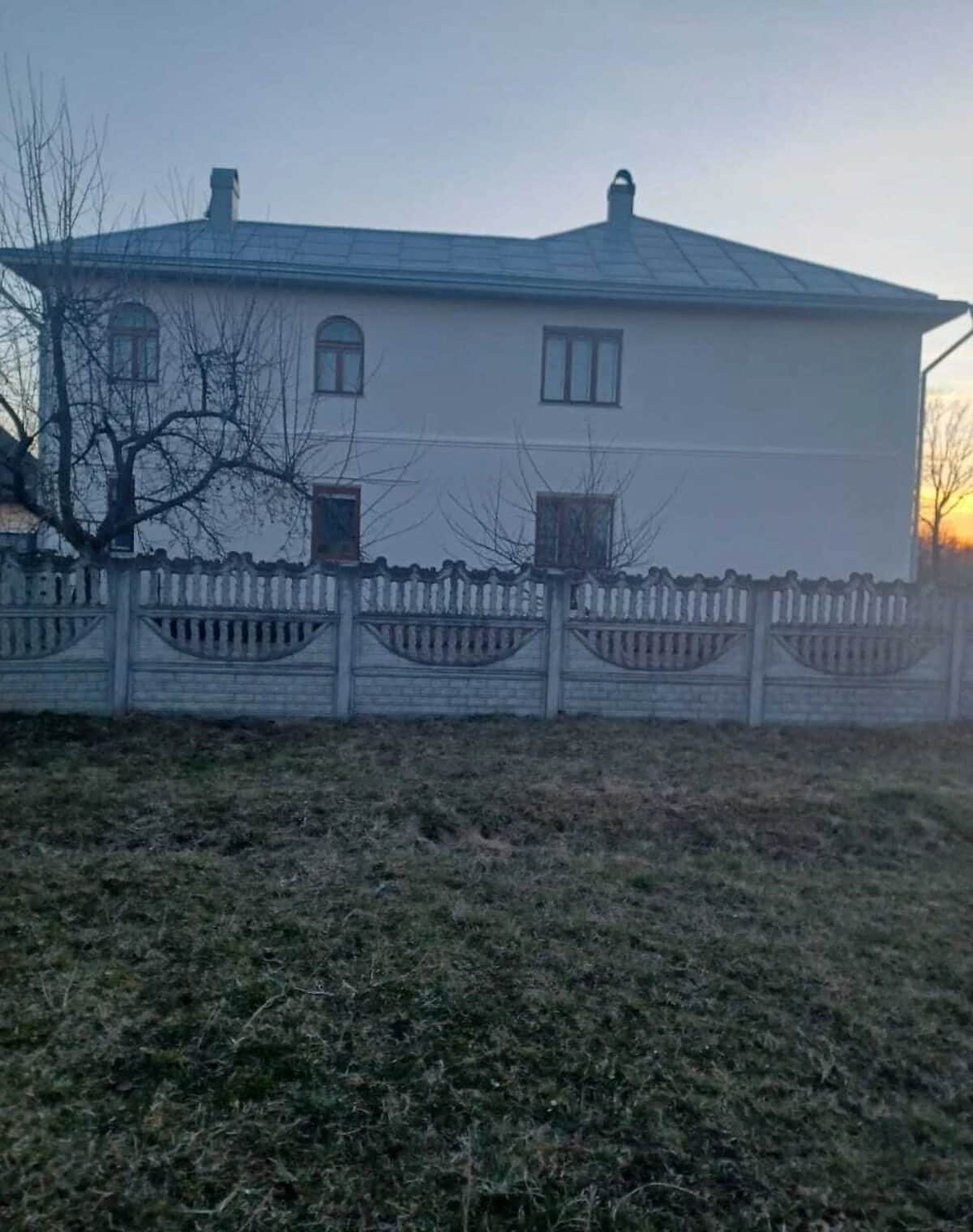 Будинок, Лукавці: 3 спальні, гараж у дворі, високі стелі - фото 1