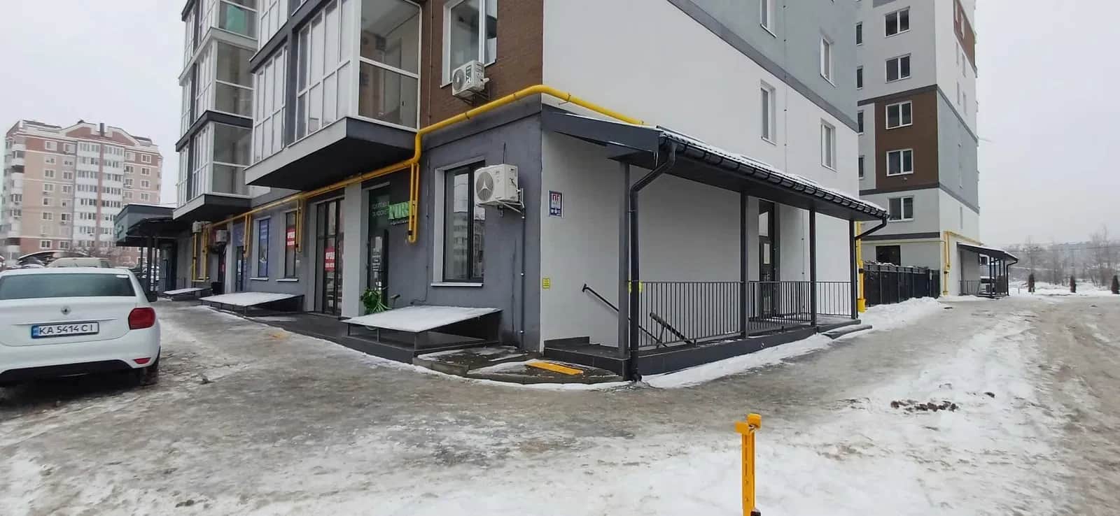 Приміщення у ЖК Idilika Avenue: фасадний вхід, з ремонтом - фото 1