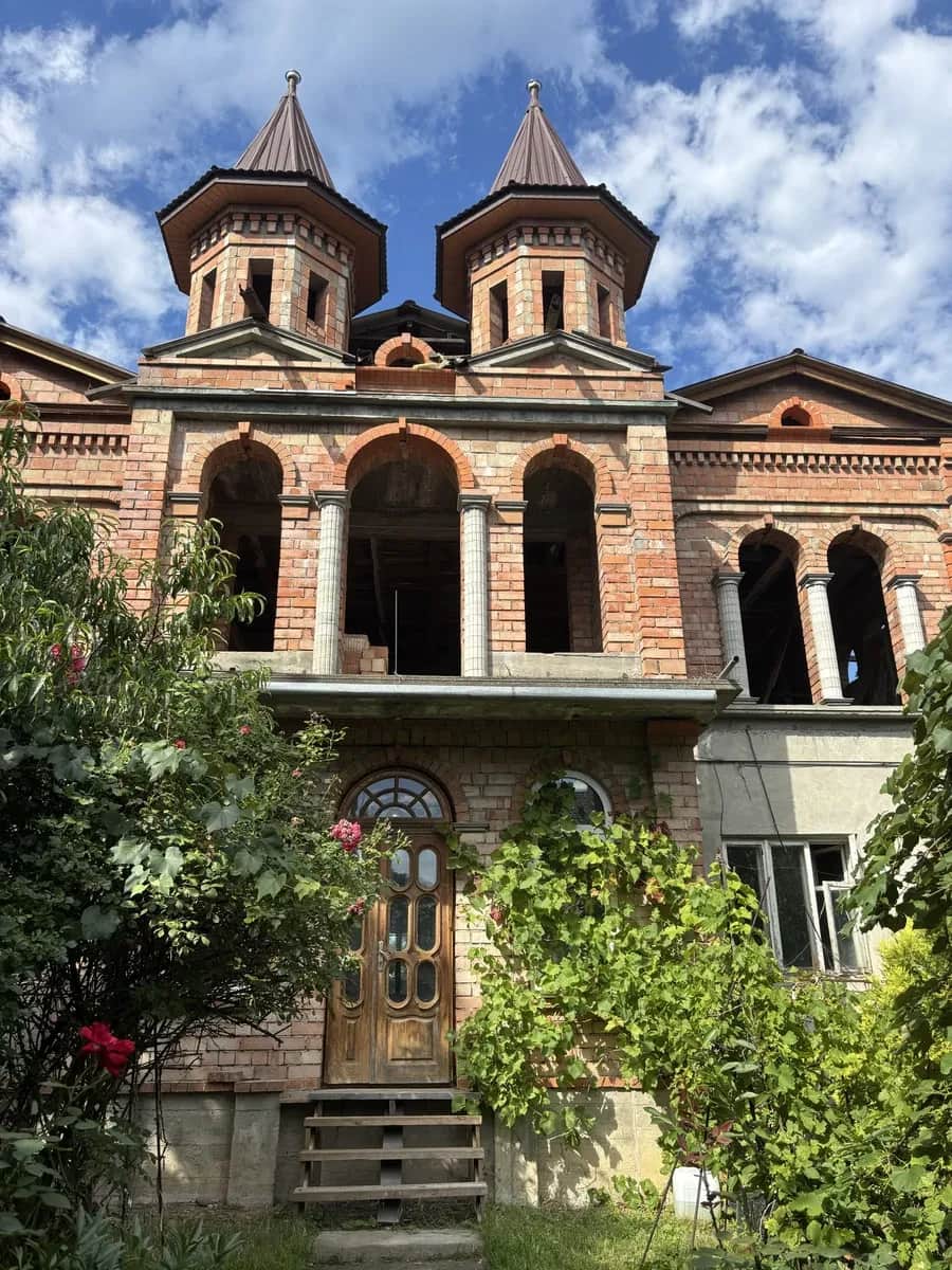 Будинок, Чернівці: ділянка 10 соток, після будівельників - фото 1