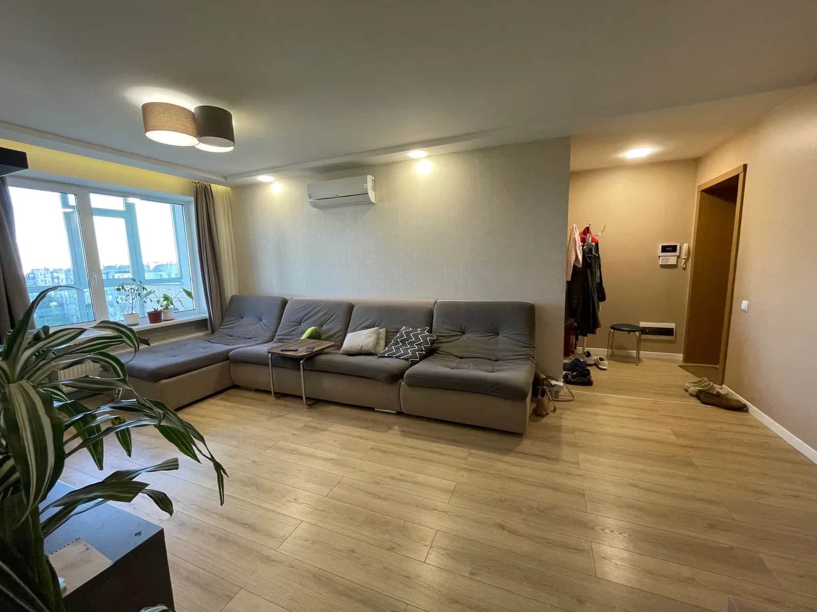 4-кімнатна квартира у ЖК Еспланада: дворівнева, вікна на парк - фото 2