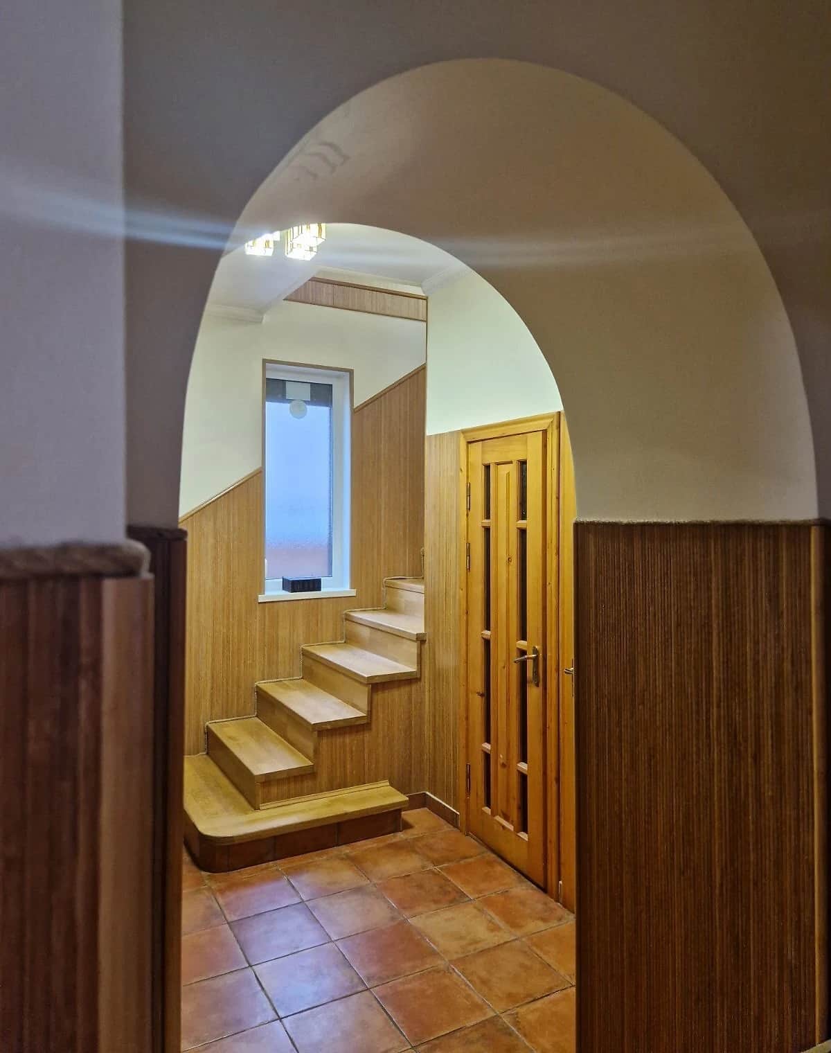 5-кімнатна квартира, Центр: багаторівнева, мансарда, євроремонт - фото 2