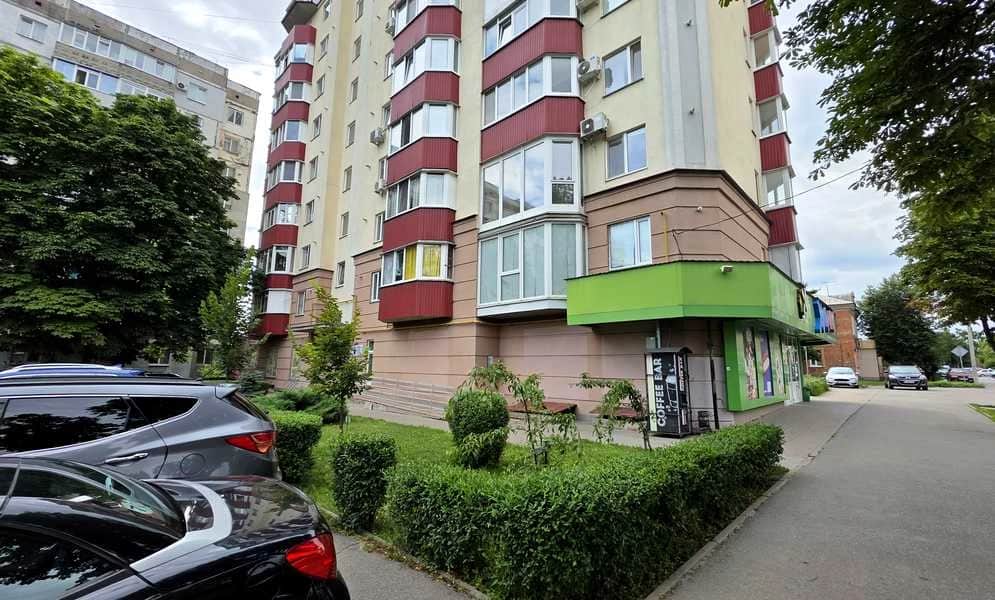 4-кімнатна квартира, Київський: автономне опалення, без ремонту - фото 1