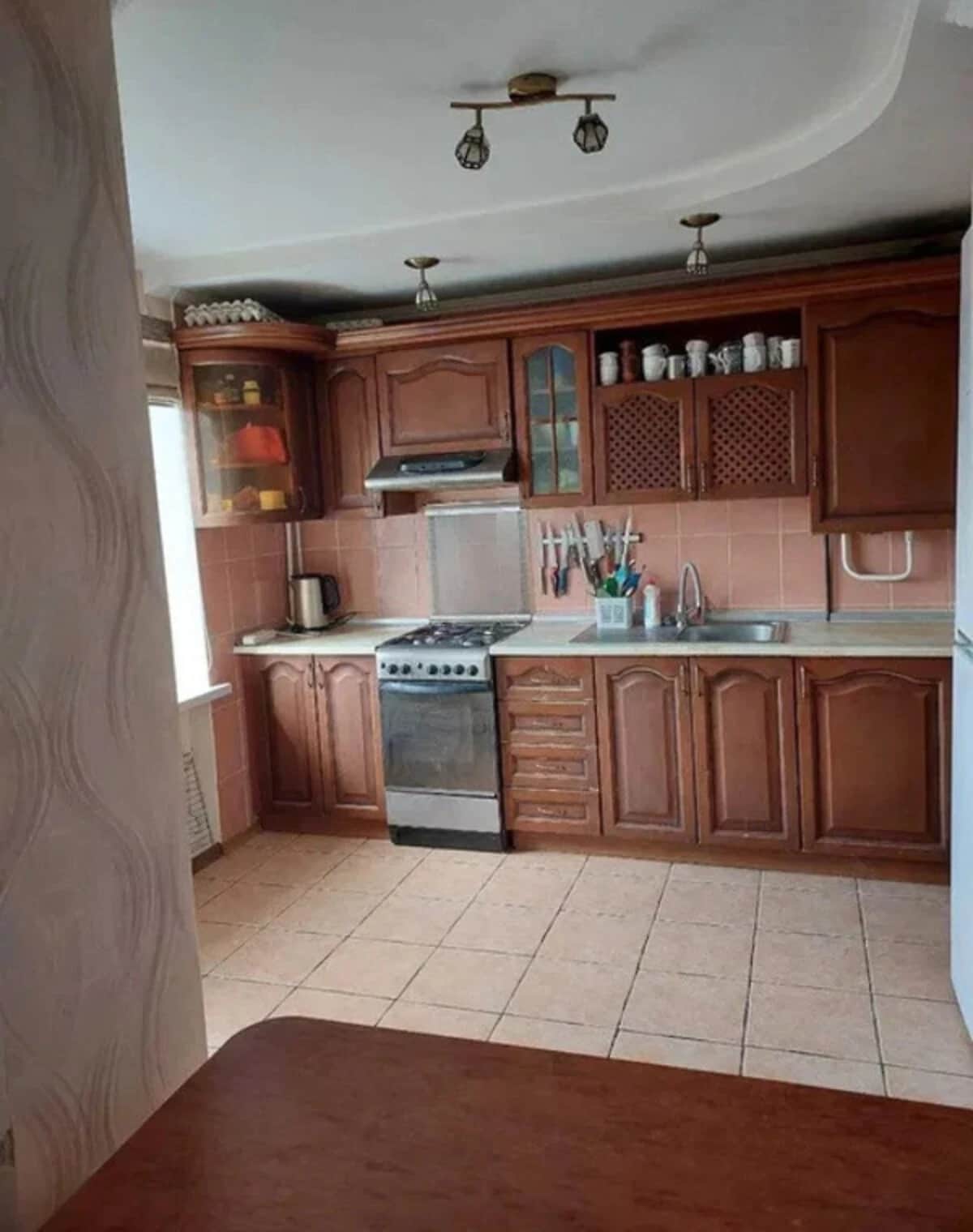 3-кімнатна квартира, Глухів: євроремонт, газова плита - фото 1