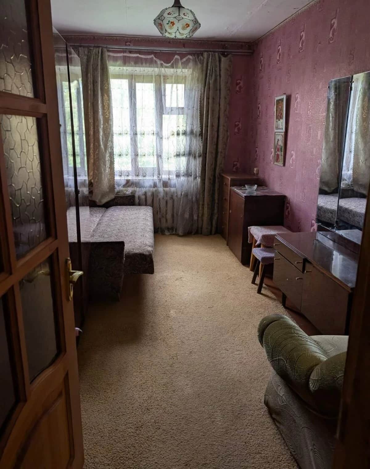 2-кімнатна квартира, Шостка: цегляний будинок, балкон - фото 2