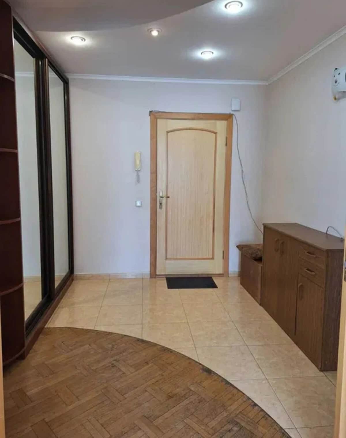 2-кімнатна квартира, вулиця Бориса Гмирі: інтернет і ліфт без світла - фото 2