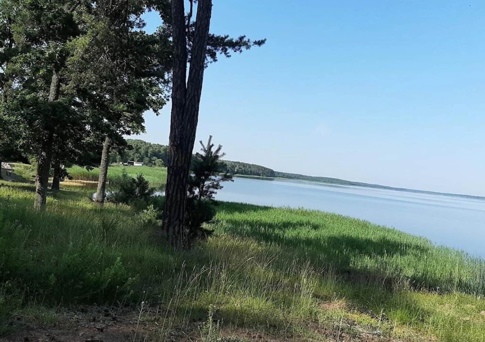 Ділянка 50 соток, Кропивенка: природне озеро, рівнинний рельєф - фото 2