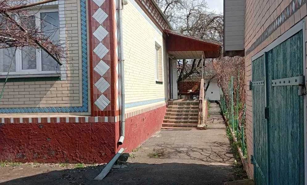 Будинок, Красилів: гараж і хлів, 8 соток - фото 2