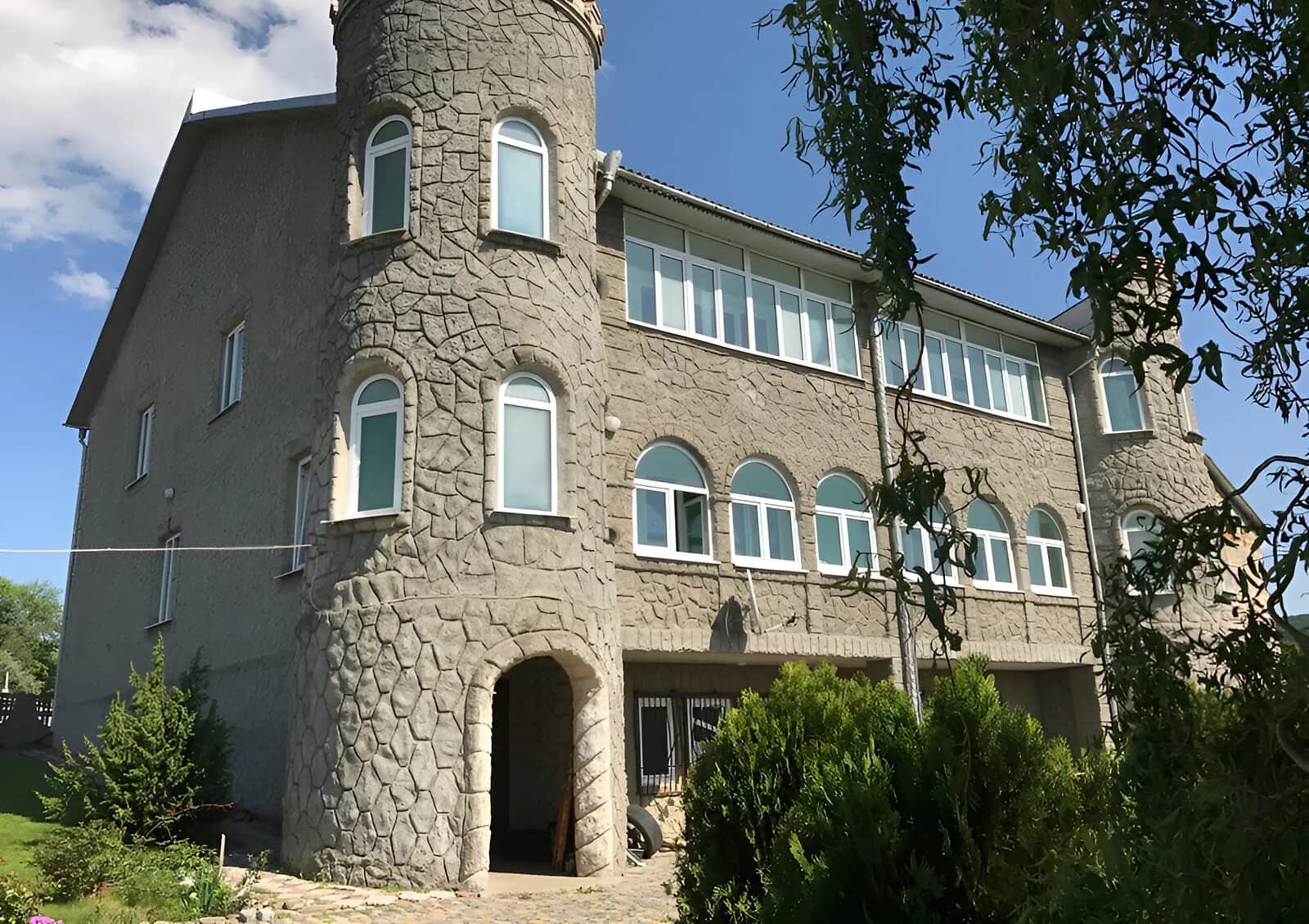 Будинок, Садгірський: бесідка, 6 спалень, ділянка 1 гектар - фото 2
