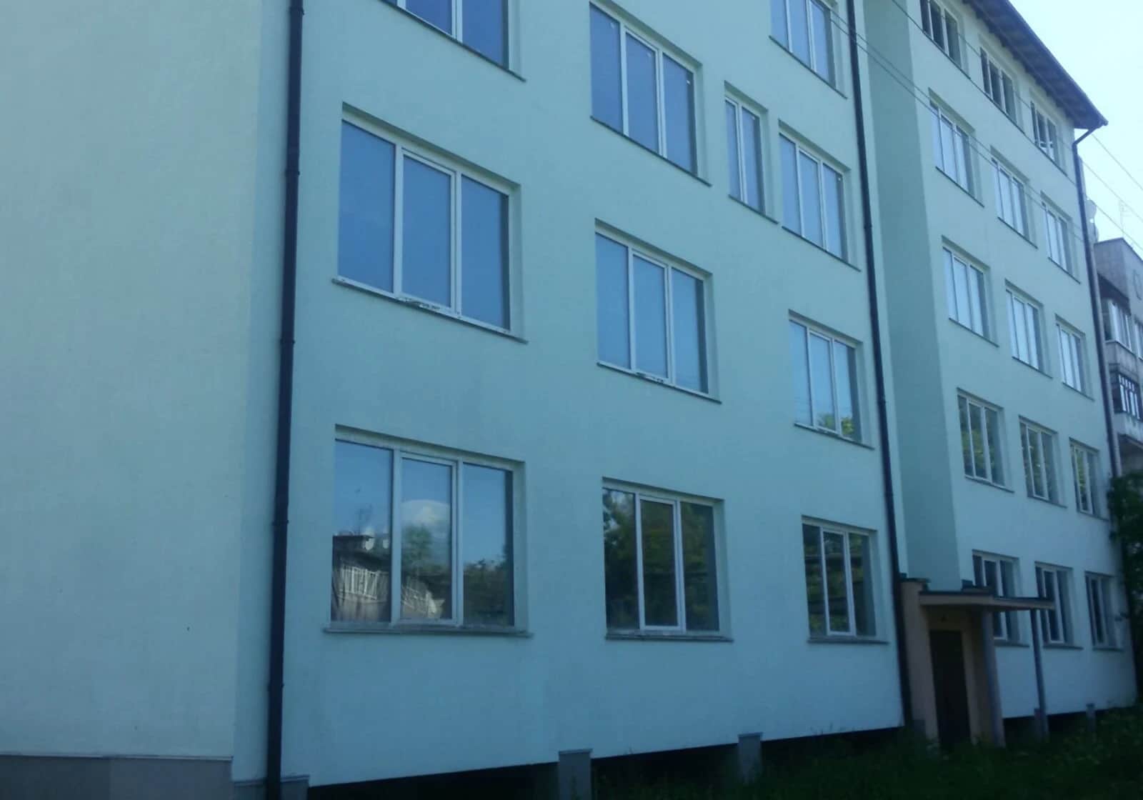 1-кімнатна квартира, Канів: чорнова штукатурка, торг можливий - фото 1