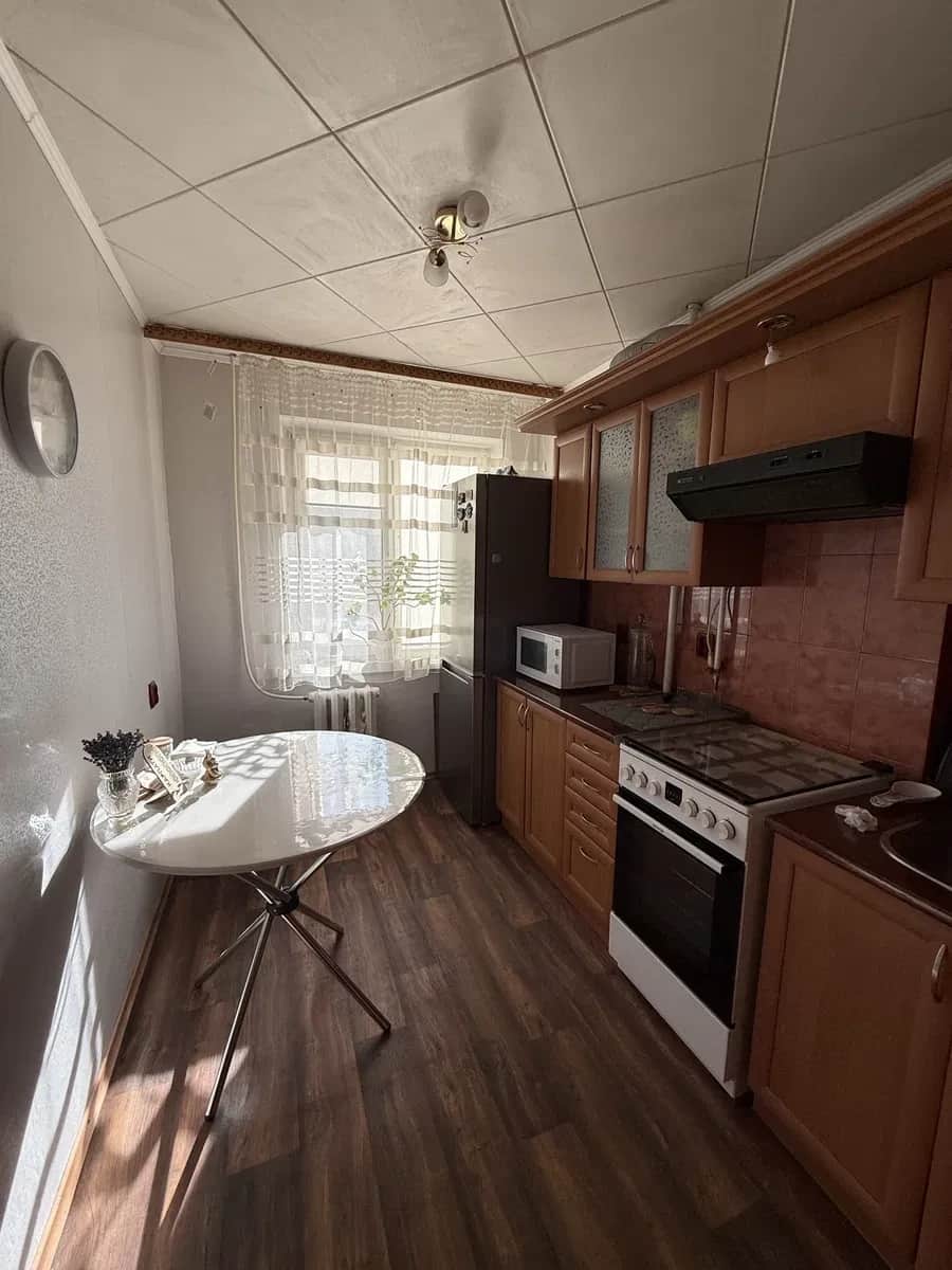 2-кімнатна квартира, Долгинцевський: 95-й квартал, косметичний ремонт - фото 1