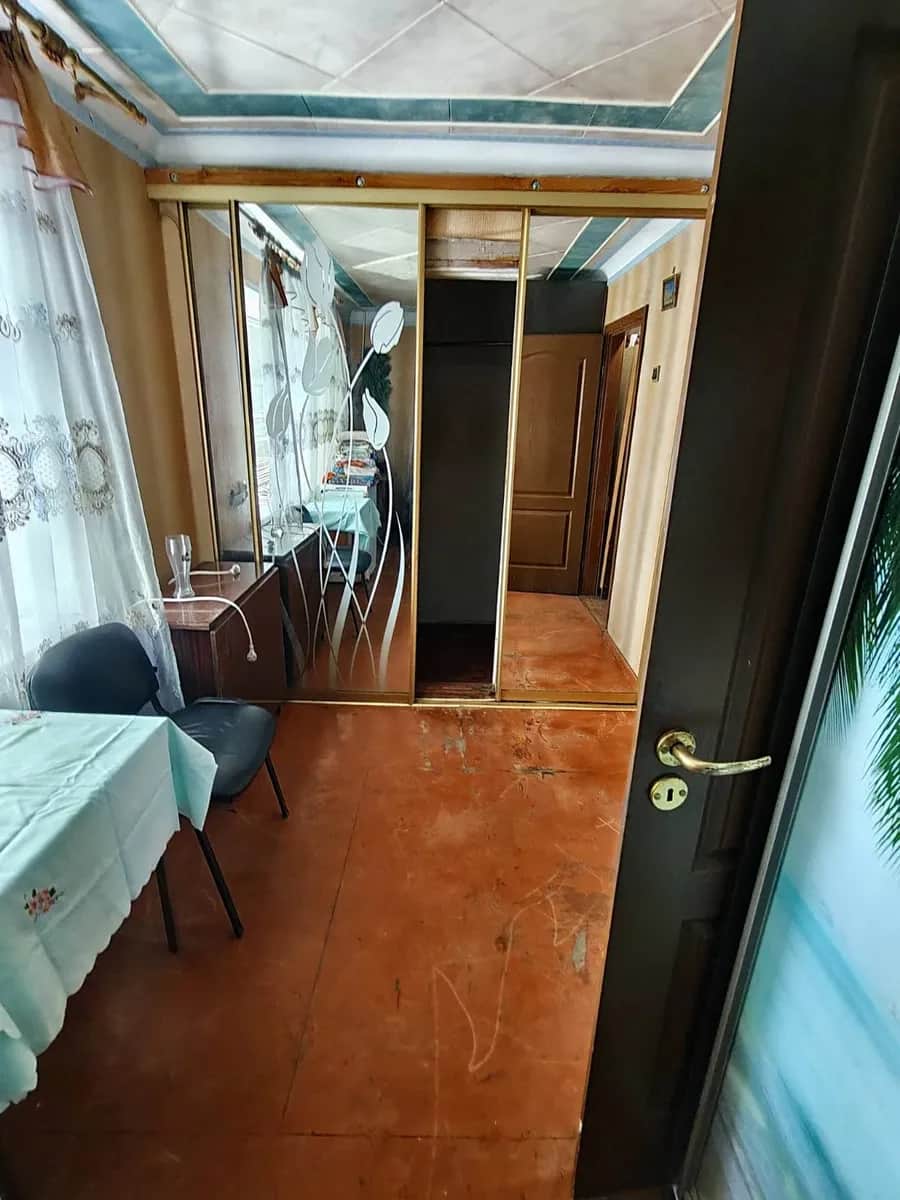 2-кімнатна квартира, Павлоград: центр, гаряча вода, газова колонка - фото 1