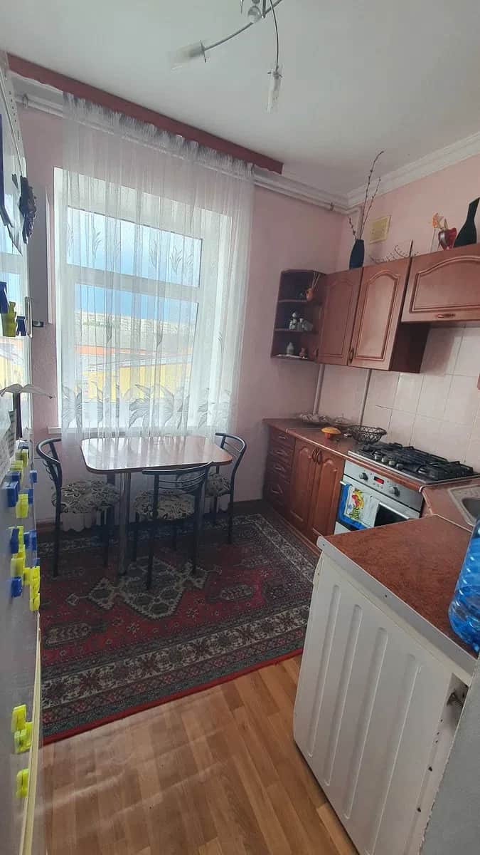 3-кімнатна квартира, Біла Церква: автономне опалення, два балкони - фото 2