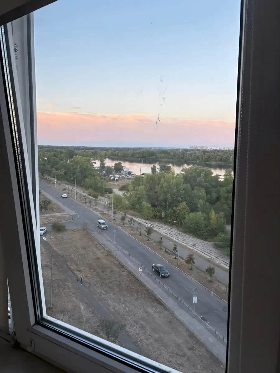 3-кімнатна квартира, Оболонський: вид на воду, останній поверх - фото 1