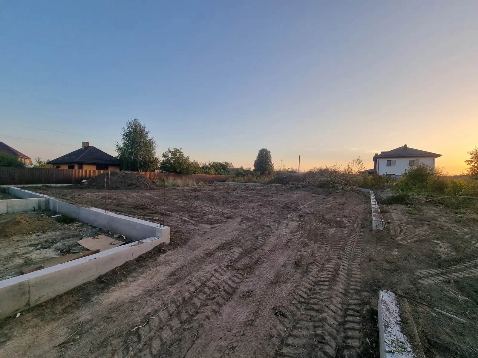 Ділянка 7 соток, Тине: асфальтований доїзд, газ і електрика - фото 2
