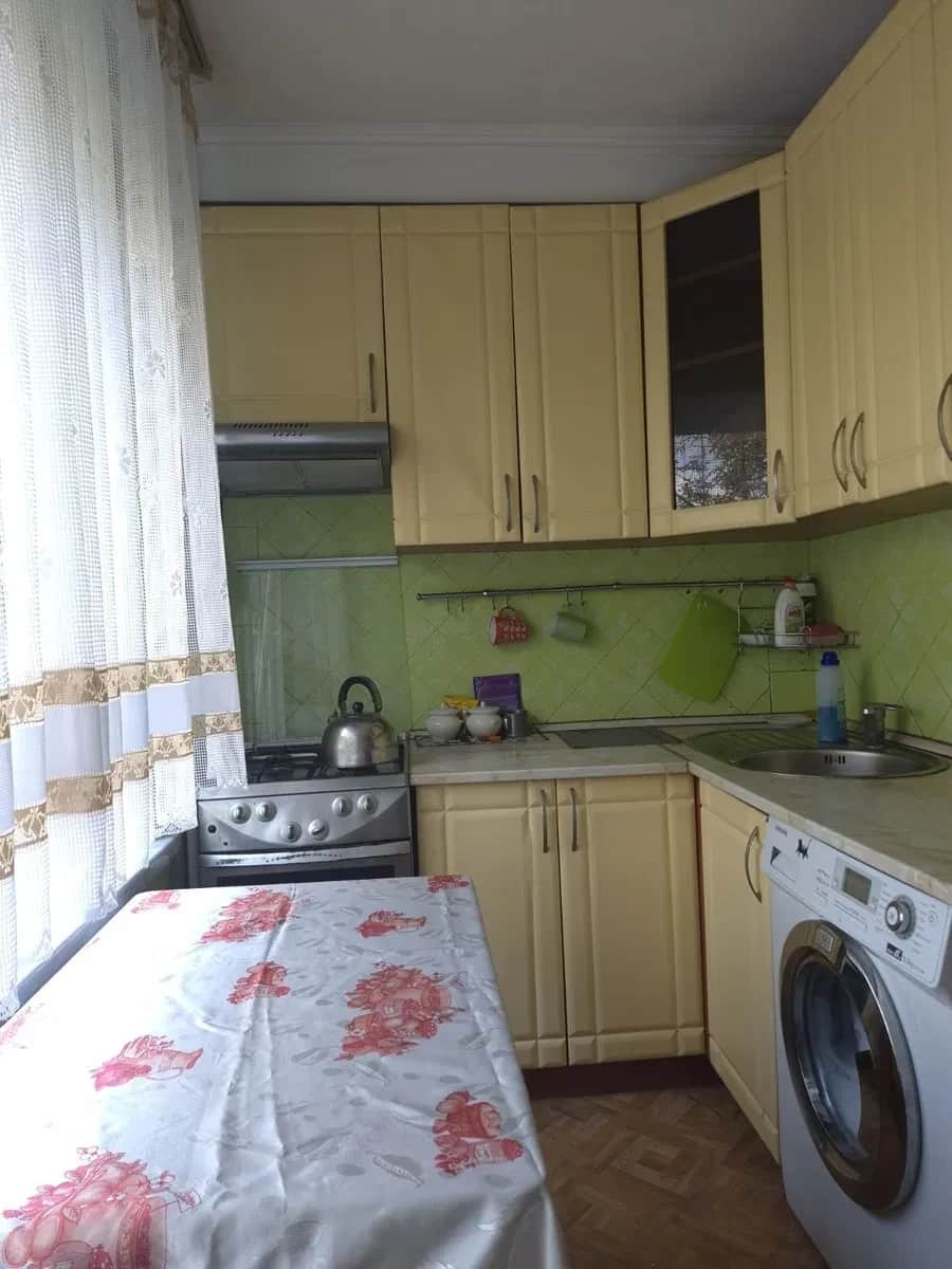 2-кімнатна квартира, Шевченківський: суміжні кімнати, меблі - фото 1