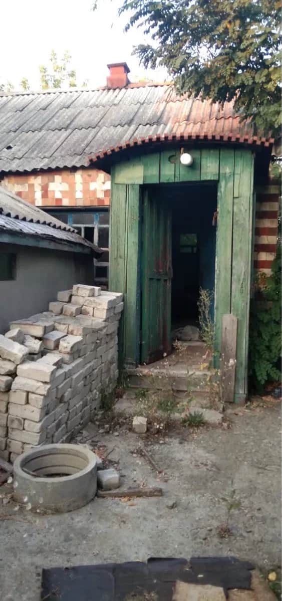 Частина будинку, Безлюдівка: гараж, 15 соток, додаткова ділянка 10 соток - фото 1