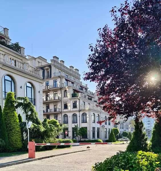 3-кімнатна квартира у ЖК Черноморская Ривьера: тераса, вид на море - фото 1
