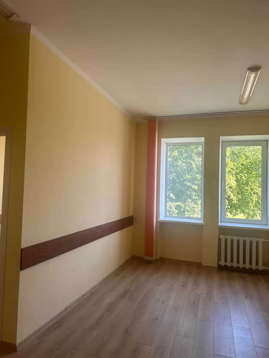 Офіси та склад, Рівне: склад з рампою, гостьовий паркінг - фото 1
