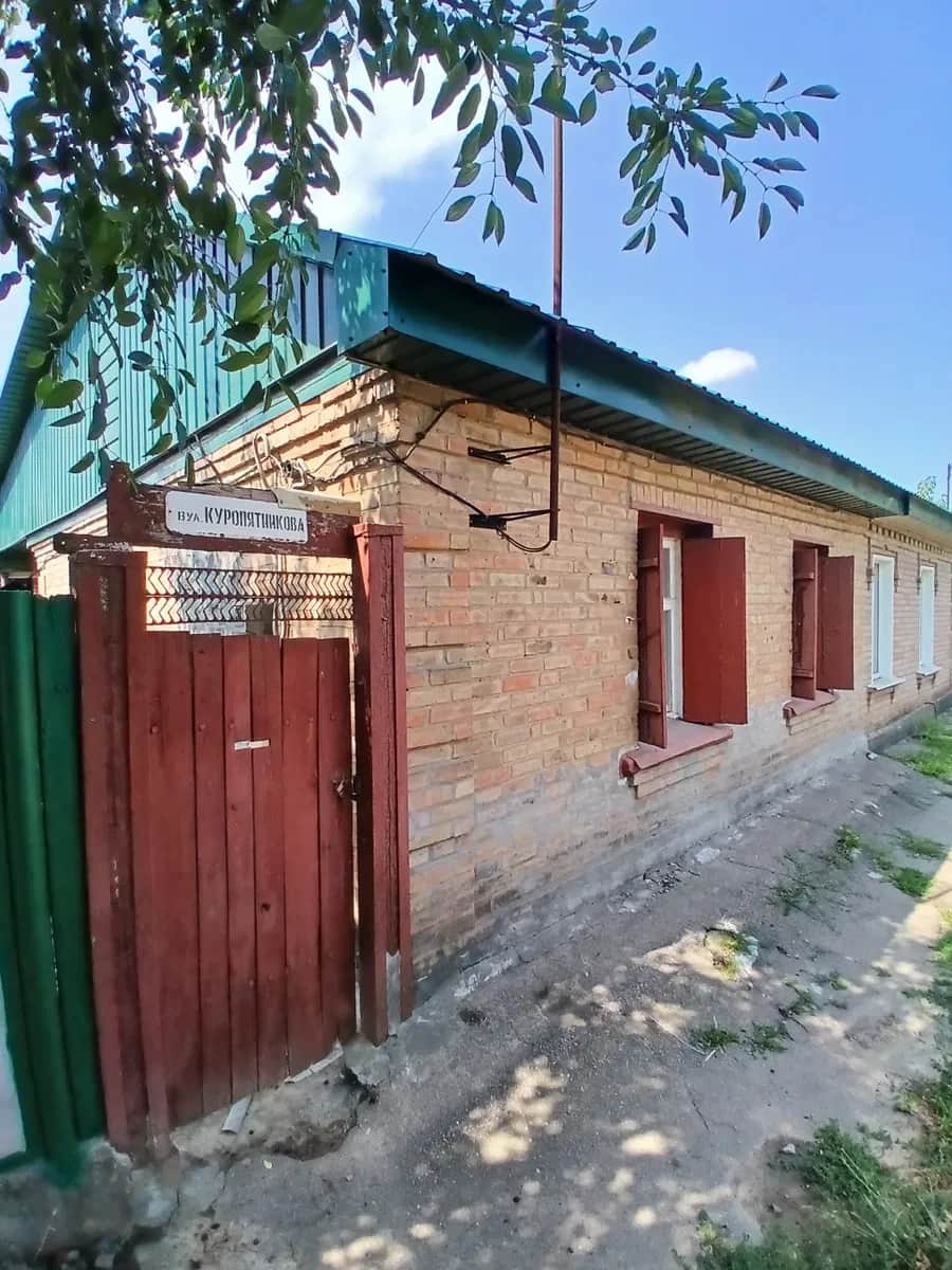 Частина будинку, Фортечний: 4 сотки, новий дах, окреме подвір’я - фото 1