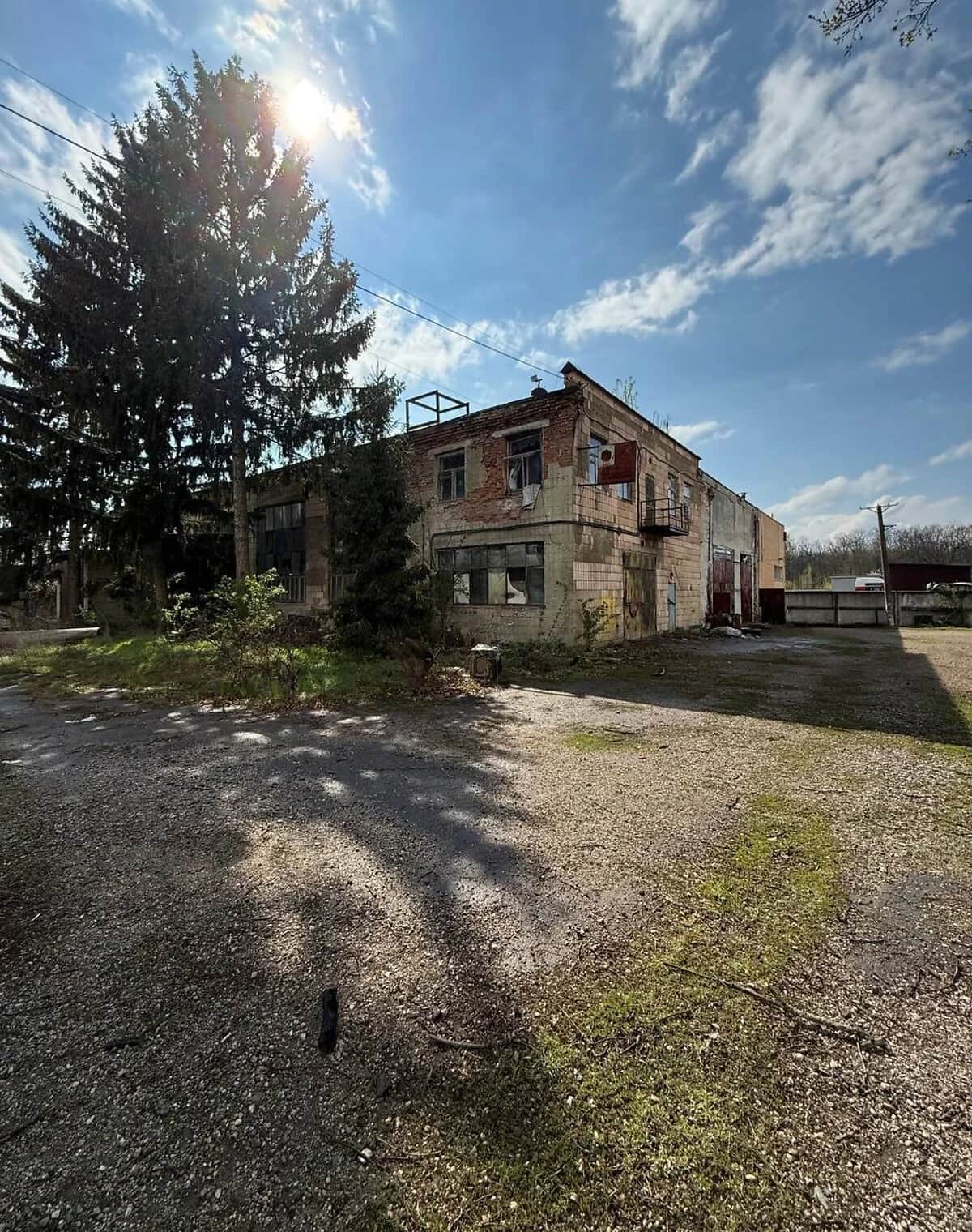 Приміщення, Знам'янка: кран-балка, стеля 7 м, відкрита стоянка - фото 1