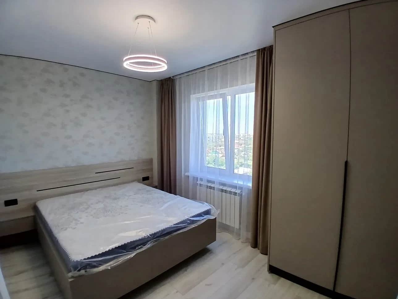 2-кімнатна квартира, Черкаси: євроремонт, кухня-студія 18 м² - фото 2