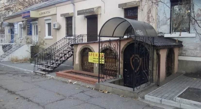 Приміщення, Центральний: фасад на Фалєєвську, рекламна площина - фото 1