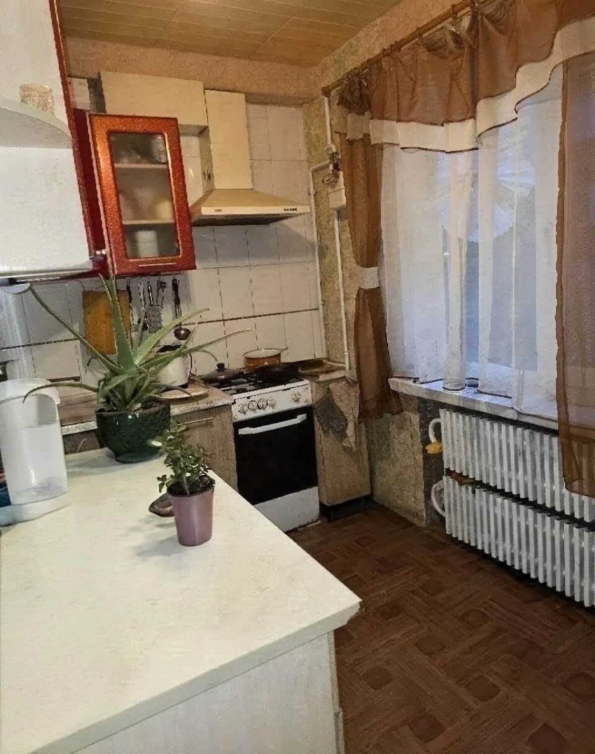 2-кімнатна квартира, Південний: хороший стан, бойлер - фото 2