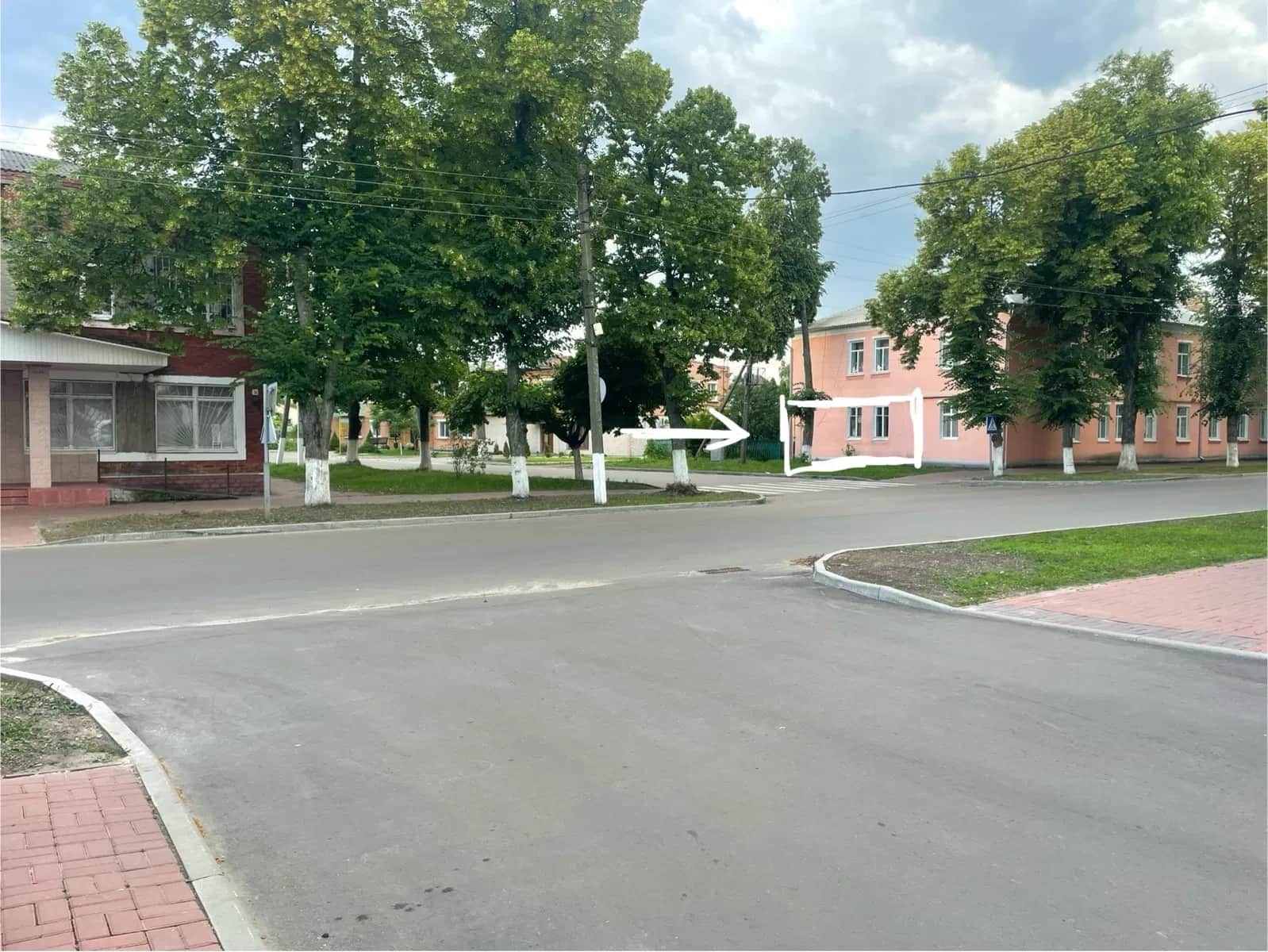2-кімнатна квартира, Бахмач: під комерцію, висока стеля, 1-й поверх - фото 1