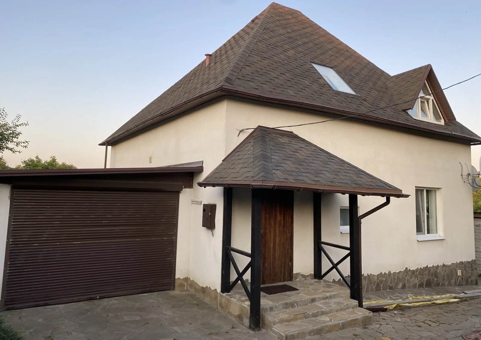 Будинок, Павленки: гараж, тераса, резервне живлення - фото 1